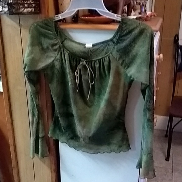 Tops - Women's shirt
